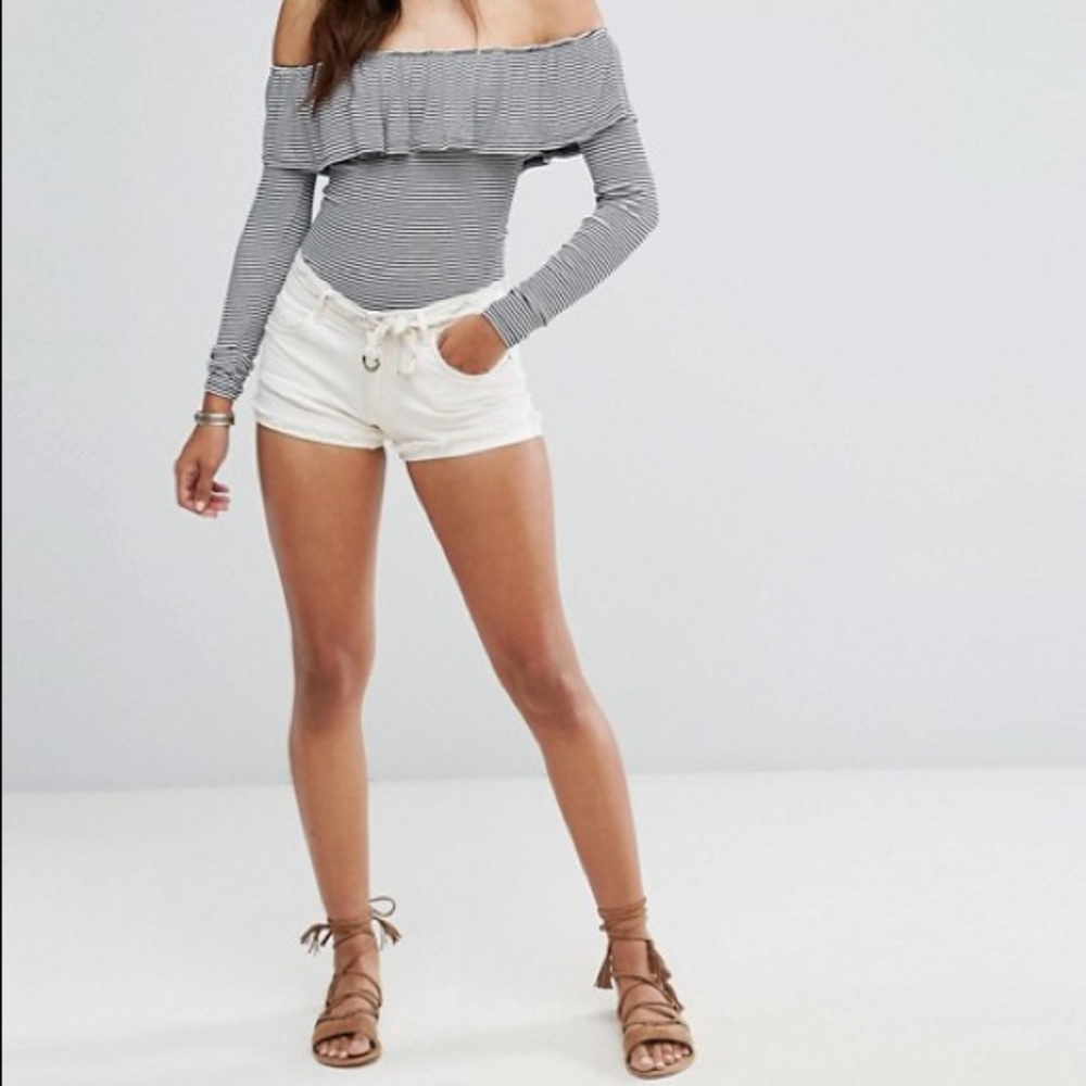 A&F long sleeve ruffle stripped bodysuits XS